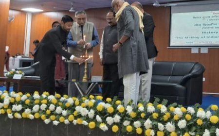 बिहार राज्य अभिलेखागार में तीन दिवसीय सेमिनार का आयोजन ।