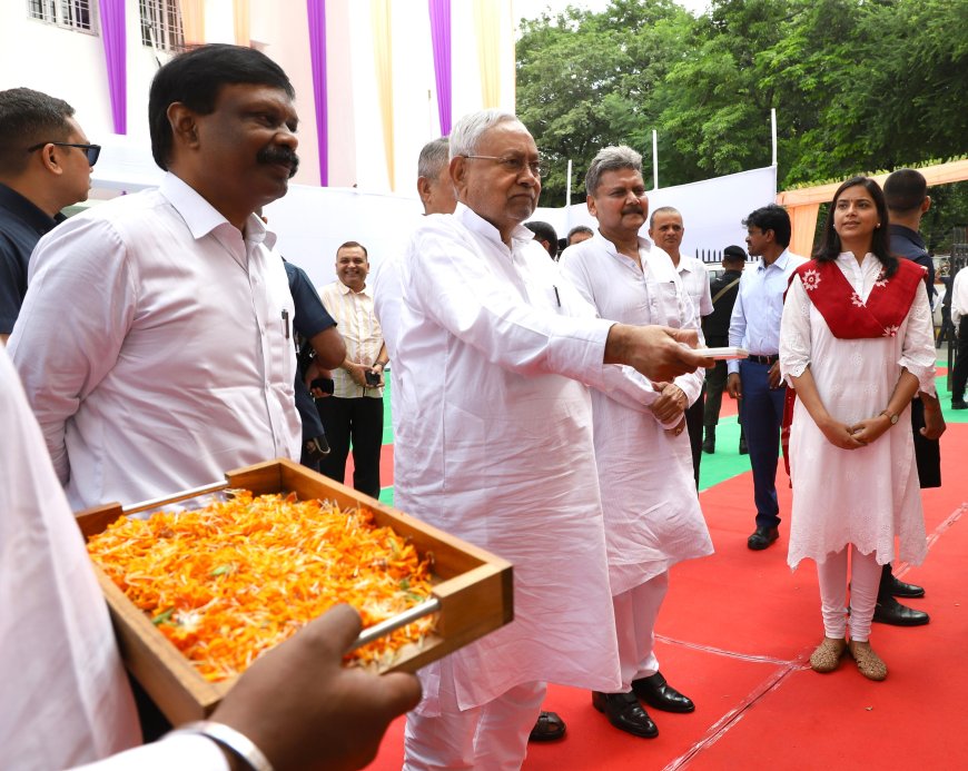 मुख्यमंत्री नीतीश कुमार ने ललित नारायण मिश्र आर्थिक विकास एवं सामाजिक परिवर्तन संस्था बालिका छात्रावास का किया उद्घाटन।