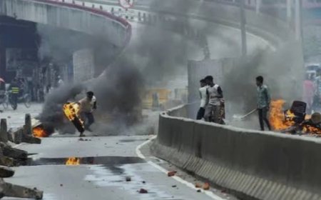 ढाका में हिंसा की लहर: विश्वविद्यालय से लेकर शहर की सड़कों तक दहशत