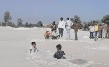 Headline: कोटा में दिल दहला देने वाला हादसा: दलदल में फंसे तीन मासूम, घंटों चीखते रहे—स्थानीय लोगों ने दिखाई मानवता