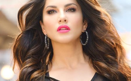 मथुरा में सन्नी लियोनी की न्यू ईयर कार्यक्रम को लेकर शुरू हुआ विवाद, संतों ने की रद्द करने की मांग।