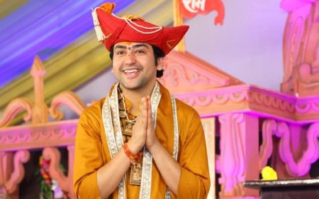 KKR द्वारा मुस्तफिजुर रहमान की खरीद पर बवाल: देवकीनंदन ठाकुर के बाद धीरेंद्र शास्त्री की एंट्री, BCCI से की अपील