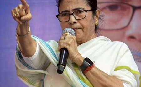 ममता बनर्जी का बड़ा हमला: “मेरे पास पेन ड्राइव है, खोला तो होश उड़ जाएंगे”