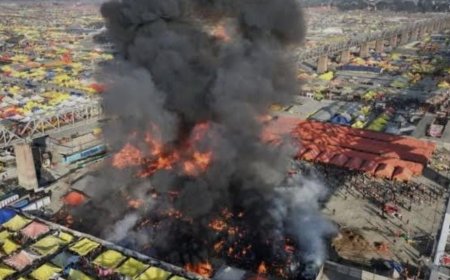 प्रयागराज: माघ मेले में भीषण आग, कई टेंट जलकर खाक, मची अफरा-तफरी