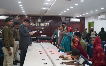 जिला पदाधिकारी महोदय ने सुनी आम जनता की समस्याएं