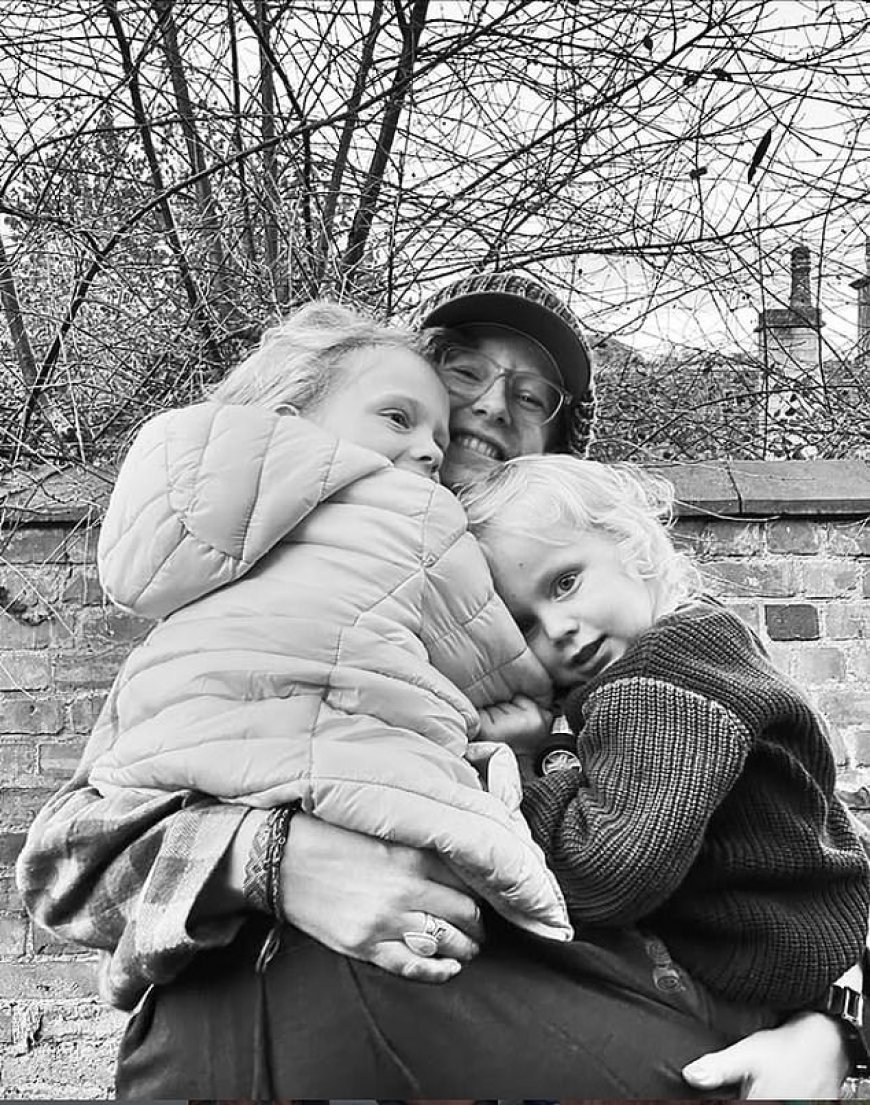 ग्लॉस्टरशायर में बॉक्सिंग डे की आग में महिला और दो बच्चों की मौत