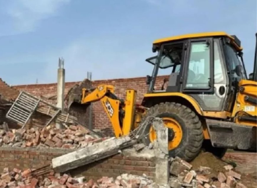 नए साल की शुरुआत में ही पटना में सख्ती, अतिक्रमण पर चला बुलडोज़र