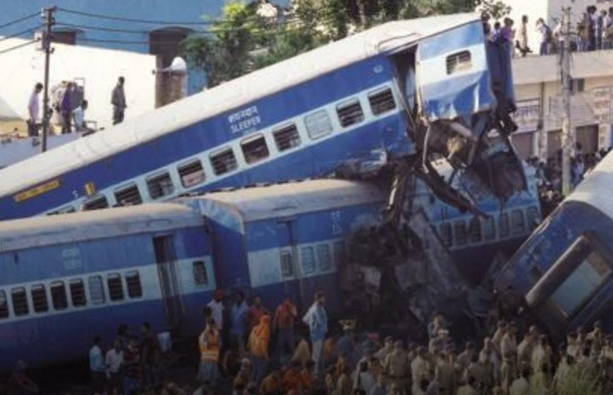 Headline: इतिहास का काला दिन: 5 जनवरी 1998 को हरदोई के पास दो यात्री ट्रेनों की भीषण टक्कर, 60 लोगों की मौत