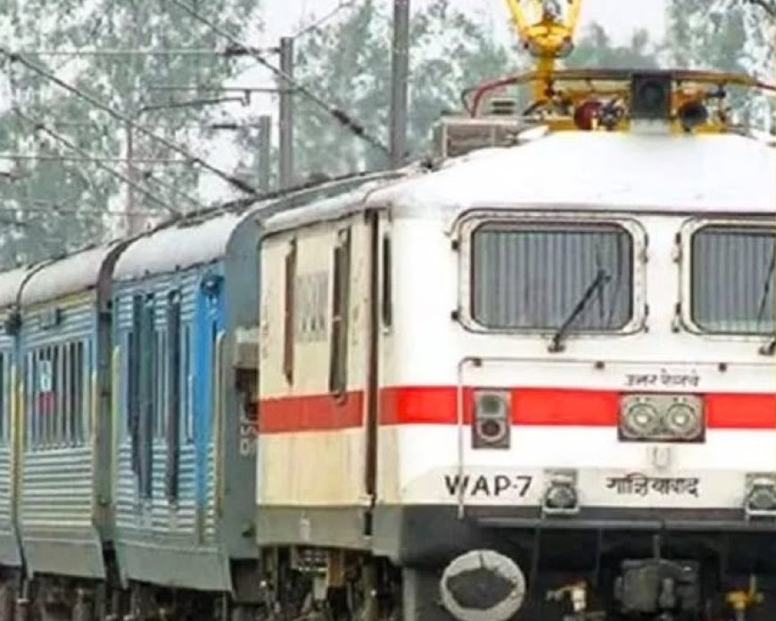 ट्रेन में महिला यात्री को नशीला लड्डू खिलाकर बेहोश किया गया, 10 महीने के बेटे को लेकर आरोपी फरार