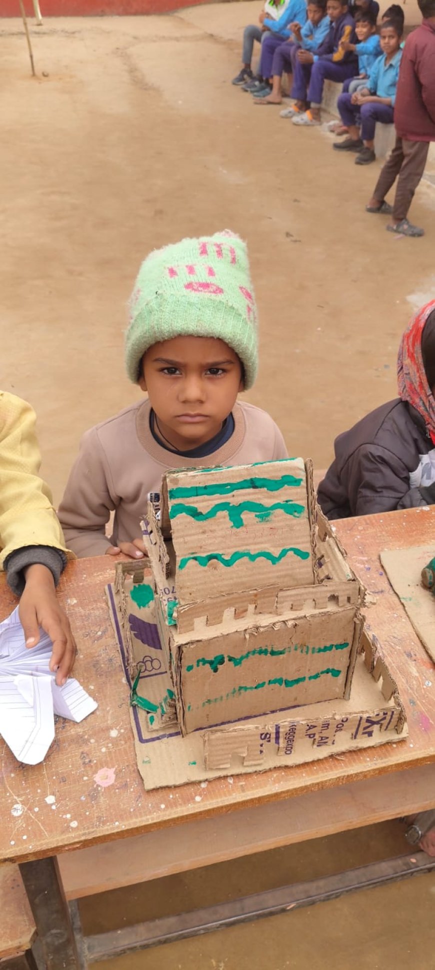 उत्क्रमित मध्य विद्यालय कोहारी में बाल मेले का आयोजन, बच्चों ने खेल व रचनात्मकता से मोहा मन