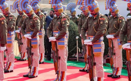 पुलवामा आतंकी हमले की 7वीं बरसी, देश ने शहीदों को किया नमन