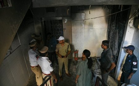 अमीरपेट की कोचिंग बिल्डिंग में आग, 100 से ज्यादा लोग सुरक्षित रेस्क्यू