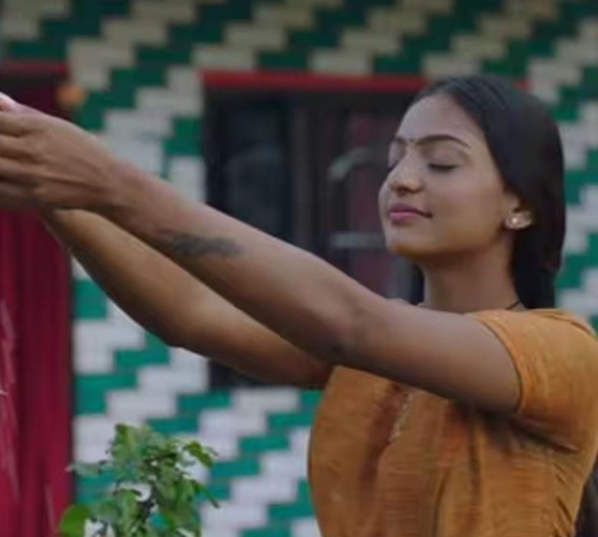 प्रयागराज में रिलीज हुआ मोनालिसा की पहली फिल्म ‘द डायरी ऑफ मणिपुर’ का ट्रेलर