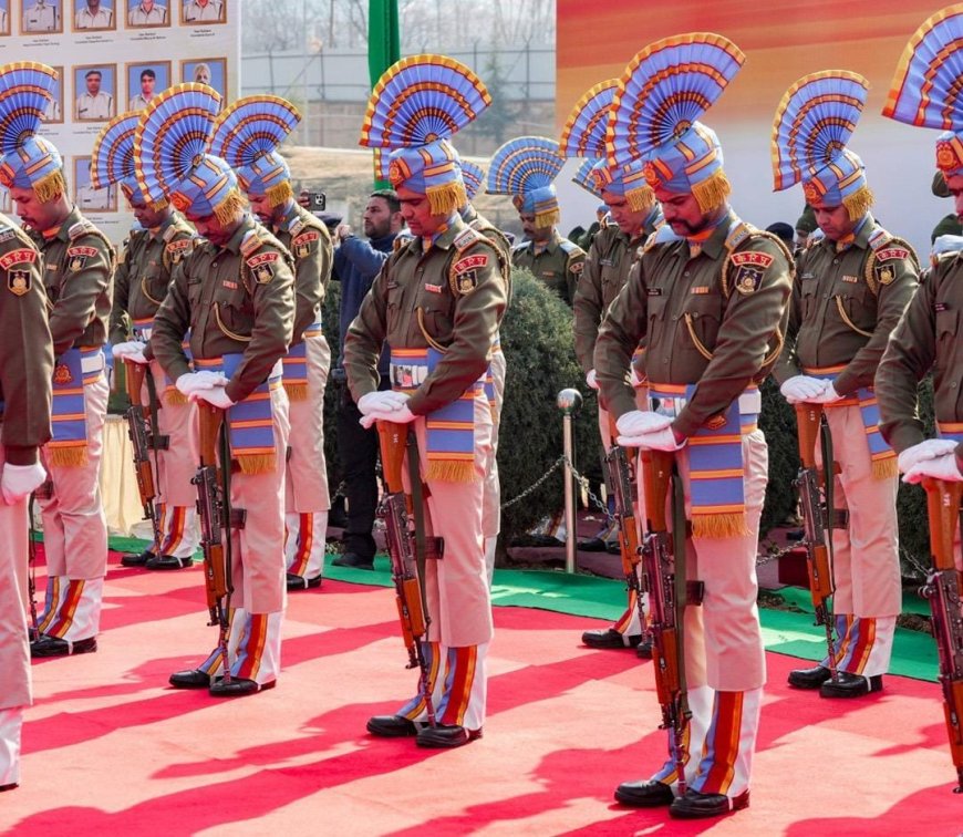 पुलवामा आतंकी हमले की 7वीं बरसी, देश ने शहीदों को किया नमन