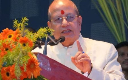 Strike पर नरमी की कोशिश: विजय सिन्हा ने CO और राजस्व कर्मियों से Duty पर लौटने की Appeal की