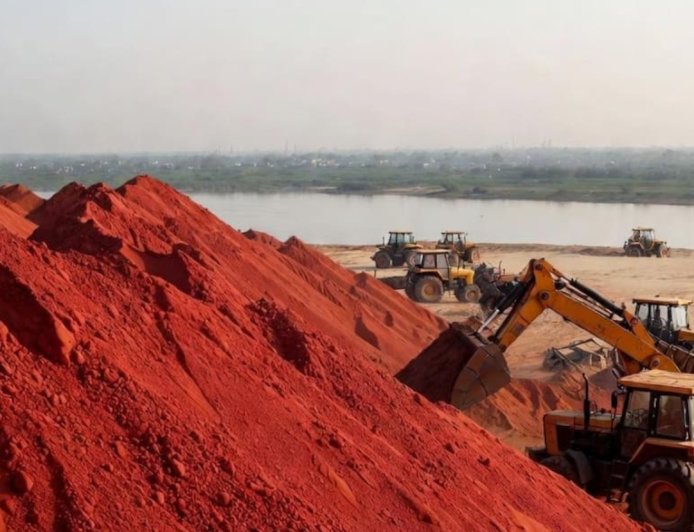 बालू घाट सरेंडर करने वालों पर सख्ती: दोबारा निविदा में नहीं मिलेगी एंट्री