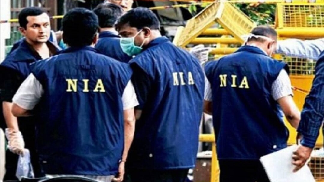 मणिपुर जातीय हिंसा मामले में संयुक्त अभियान के दौरान कार्रवाई करती NIA और सुरक्षा बल | Source: Social media