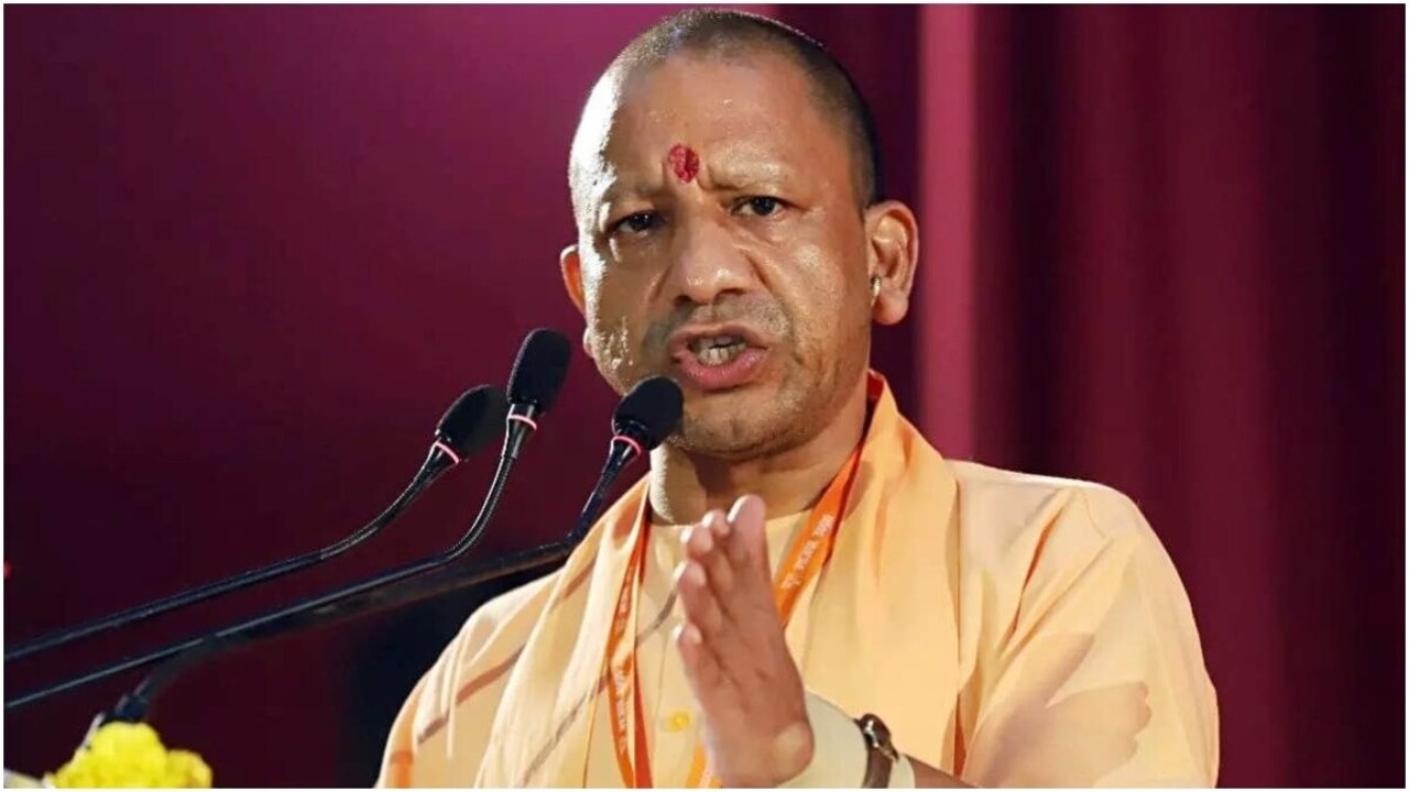 अलीगढ़ में मुख्यमंत्री योगी आदित्यनाथ का दौरा | Source: Social media अलीगढ़ में मुख्यमंत्री योगी आदित्यनाथ का दौरा | Source: Social media