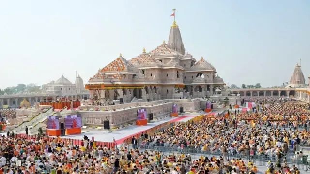 राम मंदिर चढ़ावा चोरी मामले में पुलिस कार्रवाई | फोटो: BBC राम मंदिर चढ़ावा चोरी मामले में पुलिस कार्रवाई | फोटो: BBC