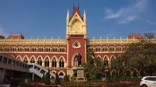 Bengal Rape Case: क्रिकेटर अभिषेक पोरेल समेत दो आरोपियों की गिरफ्तारी का हाई कोर्ट का आदेश, इलेक्ट्रॉनिक डिवाइस जब्त करने के निर्देश* | Source: Dainik jagran.com