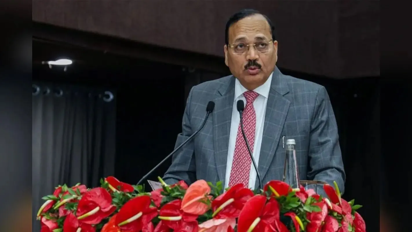 NALSAR Convocation पर बड़ा विवाद! CJI सूर्यकांत को Chief Guest बनाने के प्रस्ताव पर छात्रों ने क्यों जताई आपत्ति, यूनिवर्सिटी से की पुनर्विचार की मांग | Source: Dainik jagaran.com