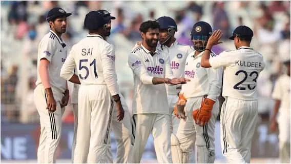 3 Spinners Mystery: श्रीलंका के खिलाफ पहले Test में क्या भारत उतारेगा तीन स्पिनर्स? Coach के संकेत से बढ़ा suspense | Source: Abp news.com