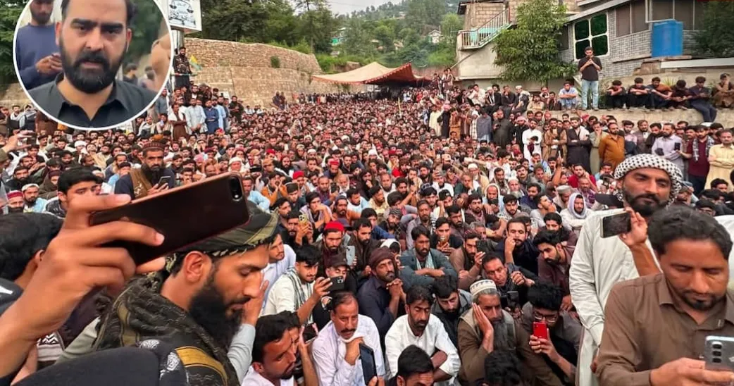 PoK में प्रदर्शन के दौरान सरदार अमान खान ने पाकिस्तानी सेना पर निशाना साधा। | Source: Chrome