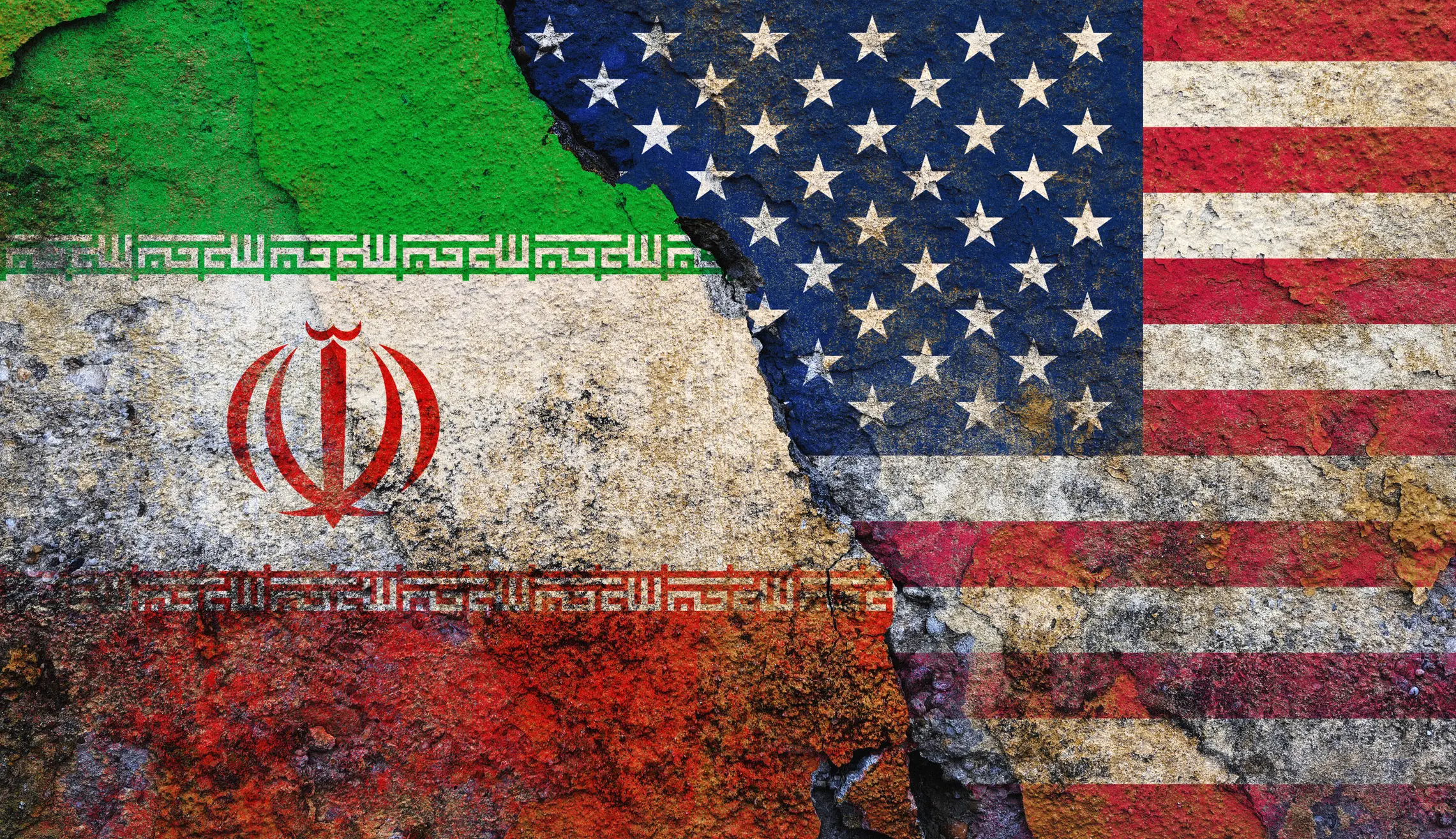 US-Iran War: लगातार तीसरी रात ईरान पर अमेरिकी हमला, ट्रंप की नई चेतावनी; होर्मुज में जहाजों पर हमले से बढ़ा तनाव