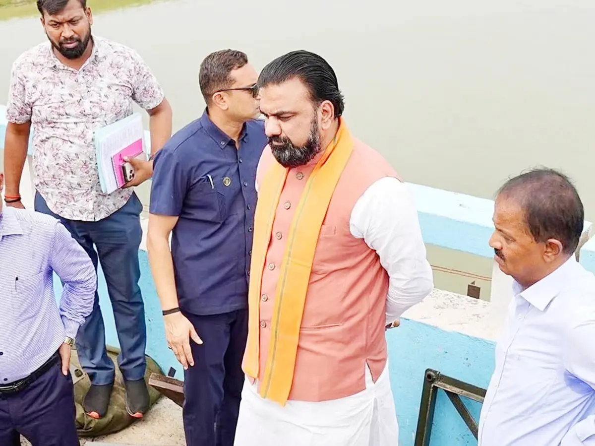 विक्रमशिला पुल पर बड़ा फैसला: 29 अगस्त से नहीं लगेगा ताला, बाढ़ के बीच सम्राट चौधरी ने 15 दिन बढ़ाई मरम्मत की तारीख