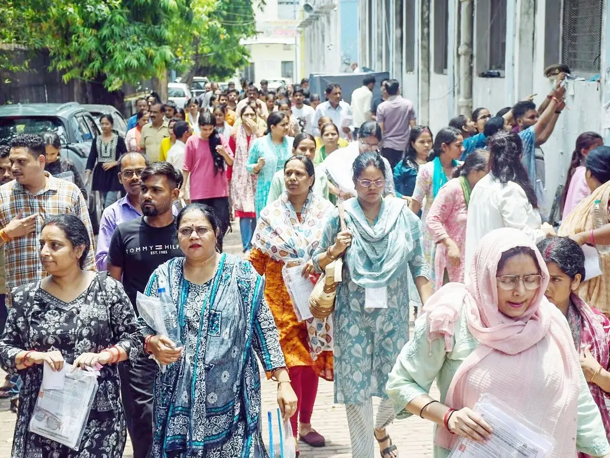 बिहार शिक्षक भर्ती में बड़ा मौका: 32,388 पदों पर TRE-4 का आवेदन 25 सितंबर से, जानें योग्यता और पूरी प्रक्रिया