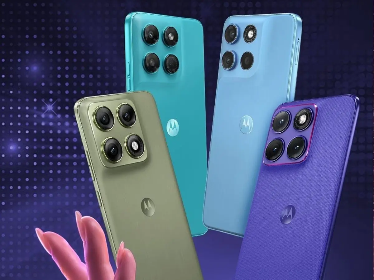 13,999 में 7000mAh बैटरी वाला Motorola फोन! 50MP कैमरे से लैस 5 स्मार्टफोन पर बंपर छूट, खरीदने से पहले देखें कीमतें